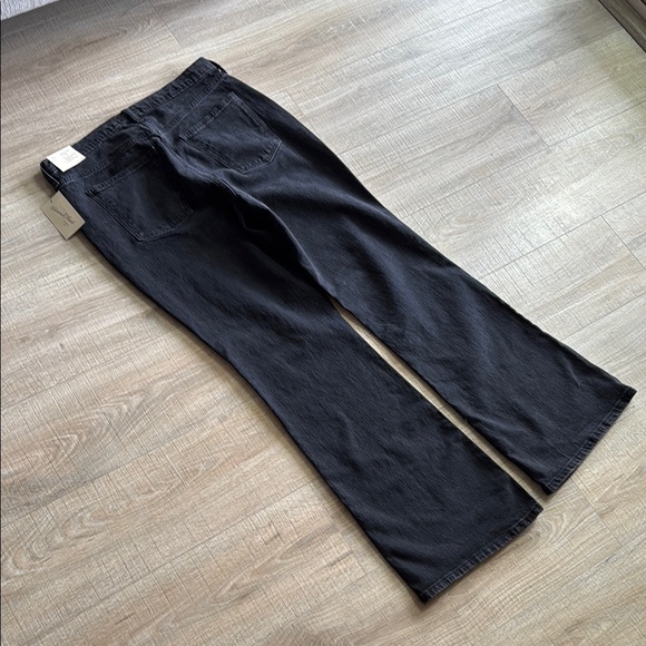 Women's Black Jeans - Picture 5 of 6